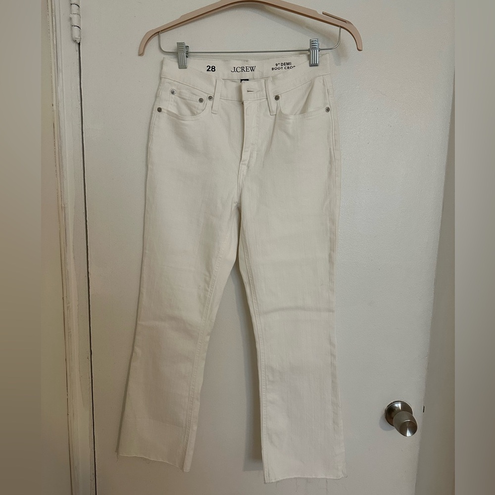like new j crew 9in Demi boot crop white jean size 28